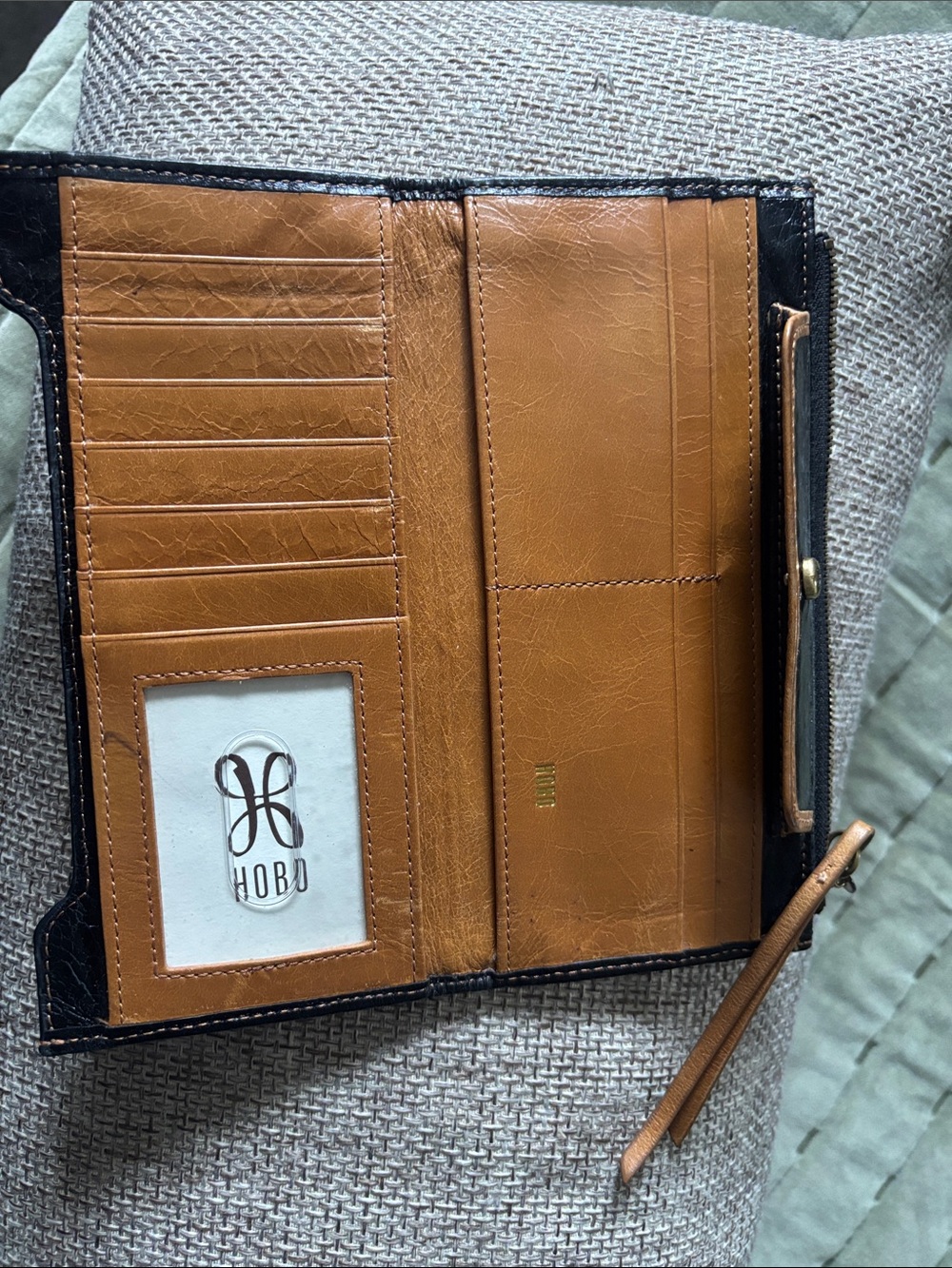 HOBO Wallet - Picture 6 of 6